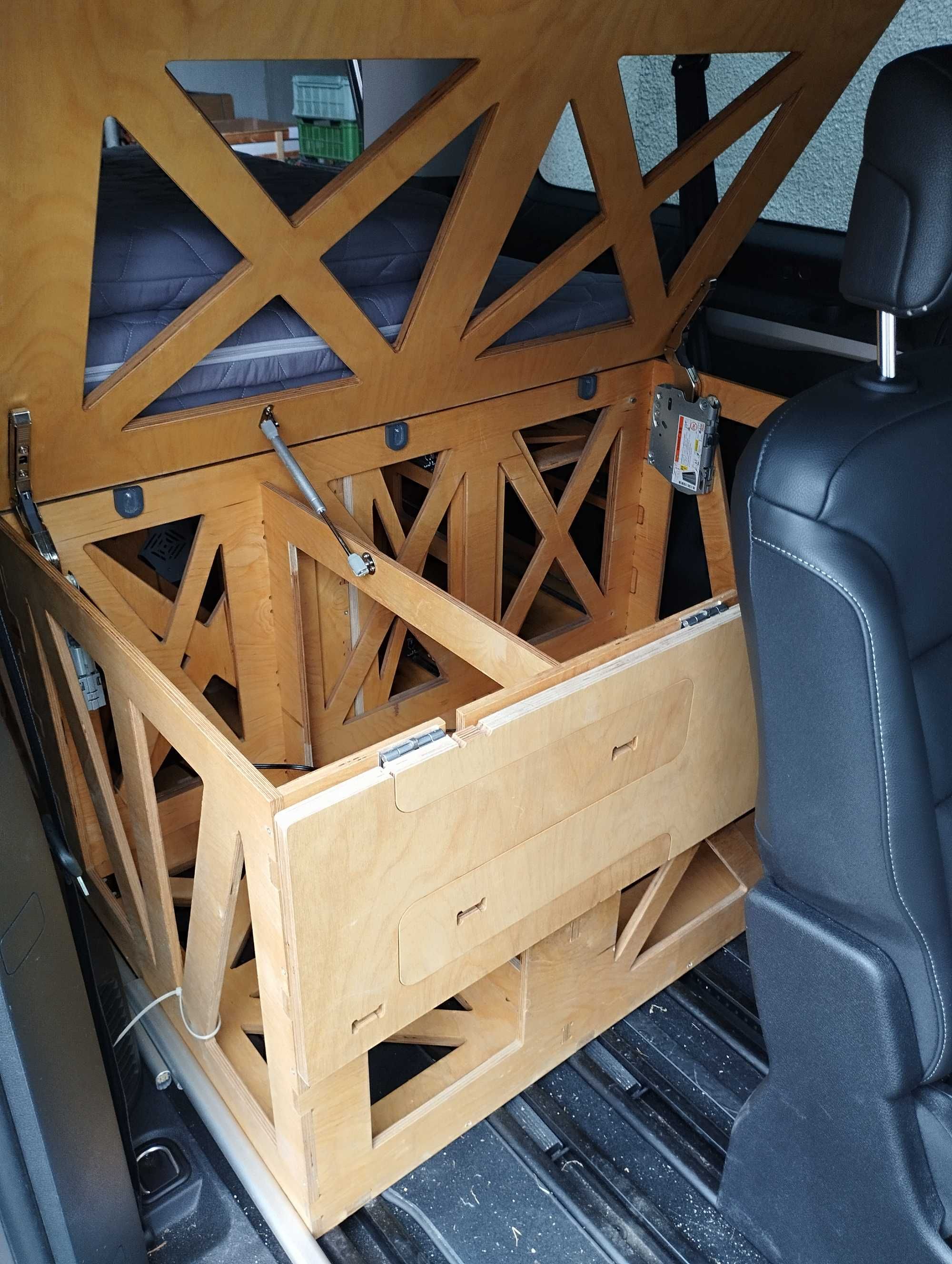 Zabudowa kamper box Toyota proace peugeot traveller Zafira spacetourer