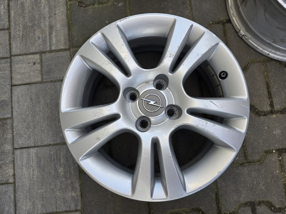 Felgi Aluminiowe 15 Opel Corsa Et39