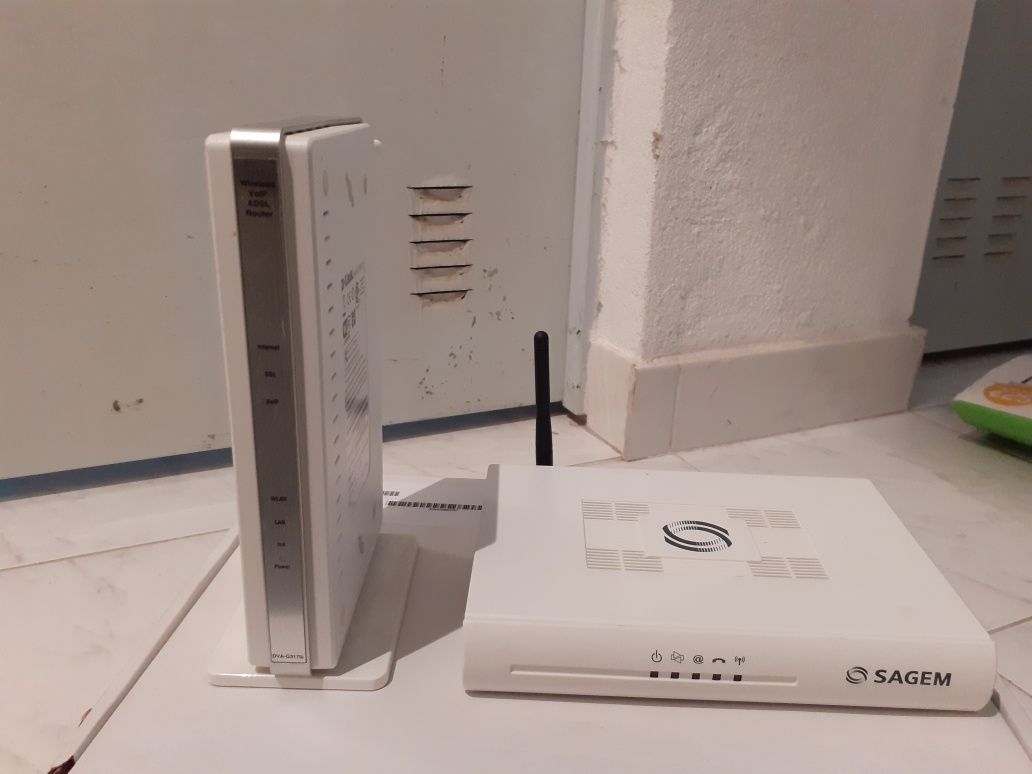 Router Sapo Adsl com acessorios e livro de instalação*