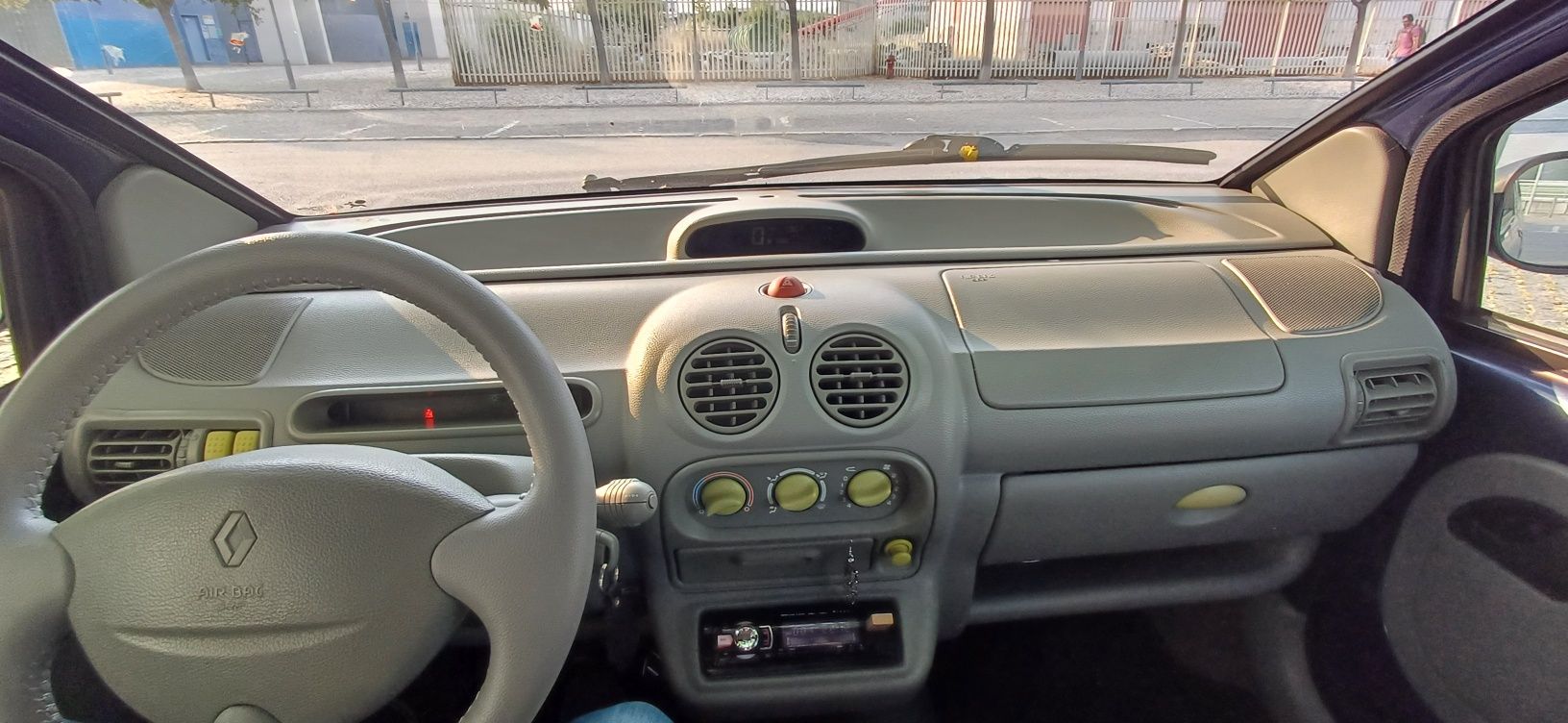 Mítico Twingo cabrio