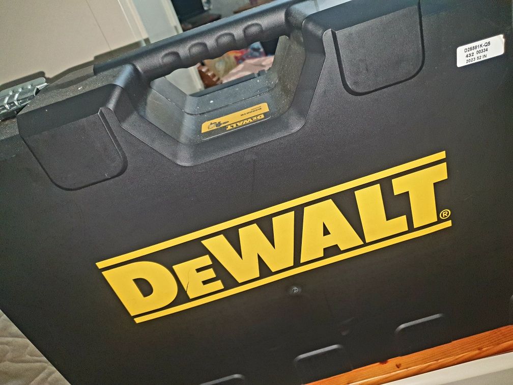 Máquinas Dewalt Novas