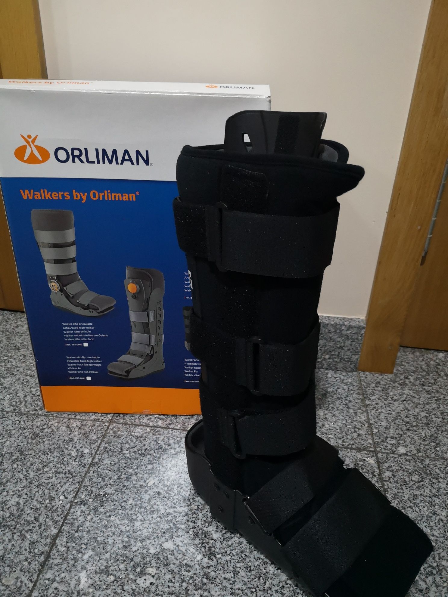 Bota Walker alta fixa da marca Orliman