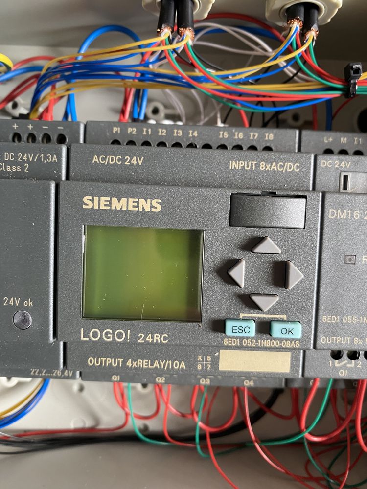 Логічний модуль контролер блок живленн LOGO Siemens 6ED1055-1NB10-0BA0