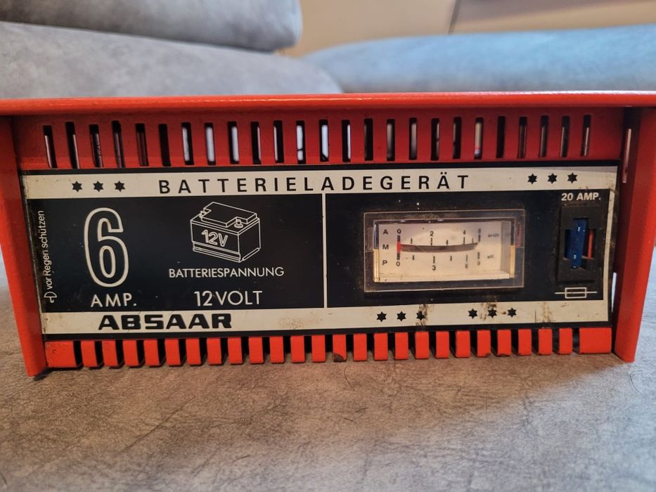Ładowarka akumulatorowa prostownik Absaar BBL 1206 12V/6A.