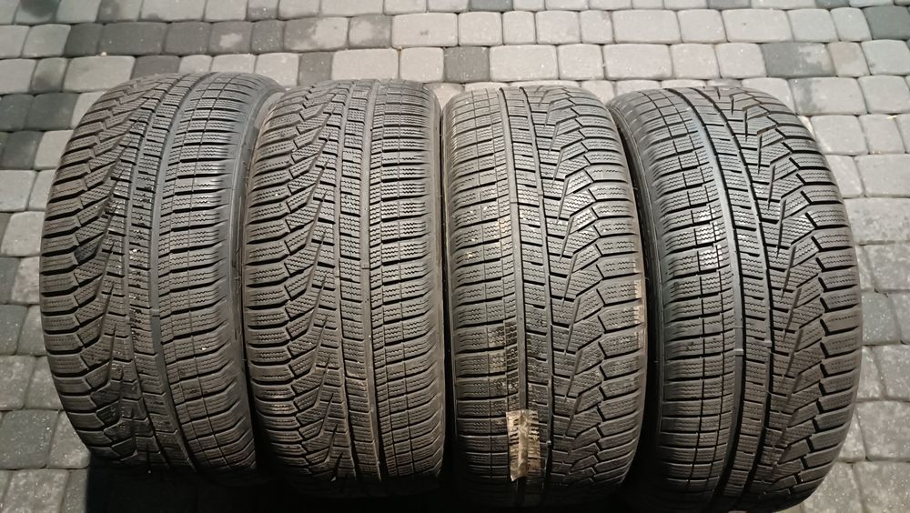 225/50R17 Opony zimowe Hankook 7mm 2022 r