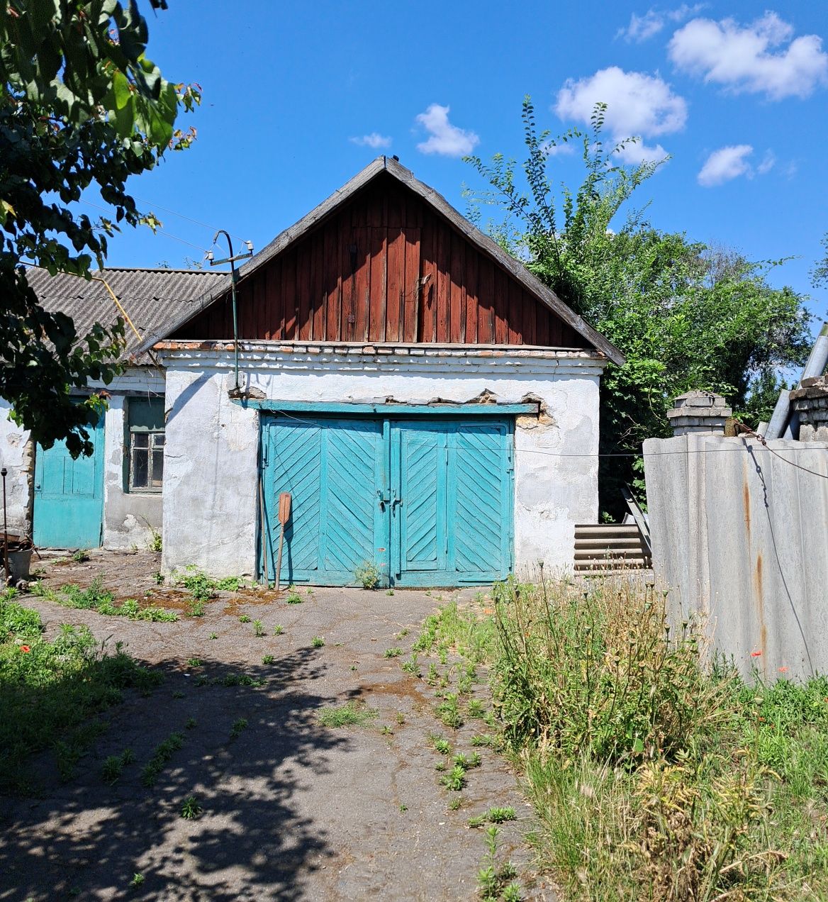 Продам дом со СВОИМ БЕРЕГОМ в самом центре г. Самар ( Новомосковск)