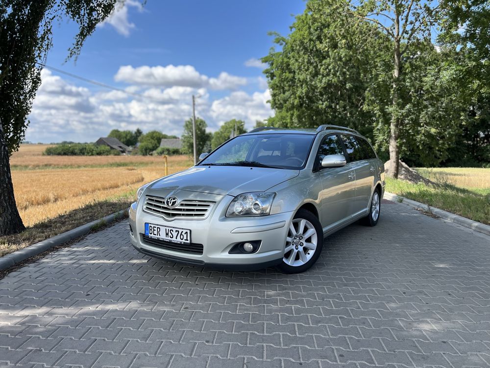 Toyota Avenis • 1.8i • 12.2007r • LIFT • Serwisowany •