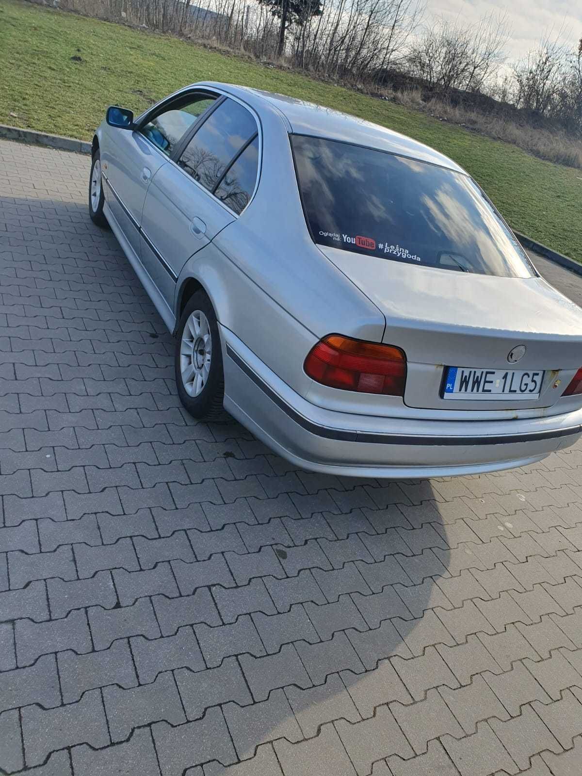 BMW Seria 525 TDS świeży przegląd na Rok