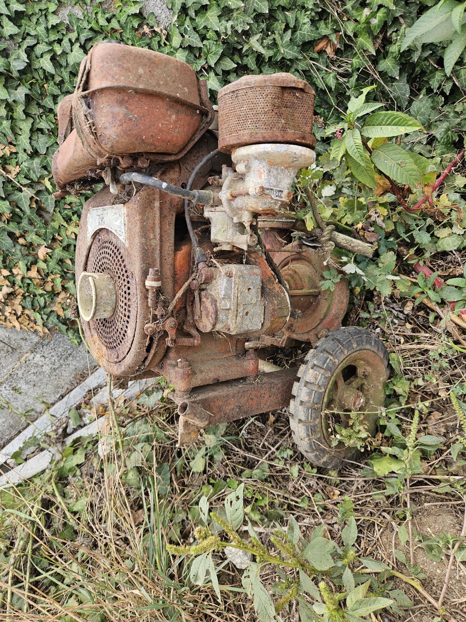 Motor de rega antigo