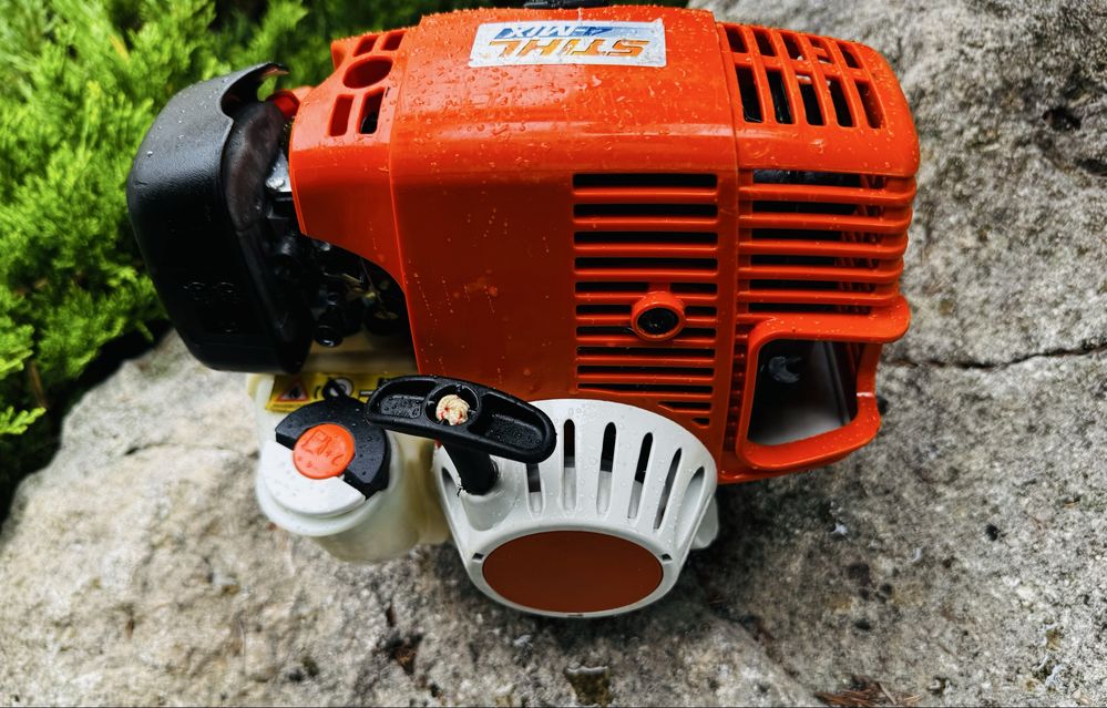 Podkrzesywarka piła na wysięgniku spalinowa Stihl HT100 131 HT 100 133