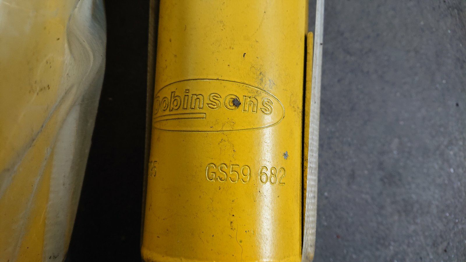 Амортизатори задні Dobinsons GS59-682