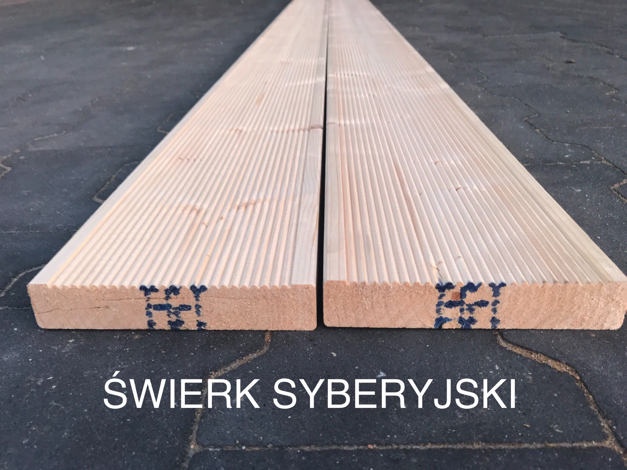 Deska tarasowa - świerk skandynawski