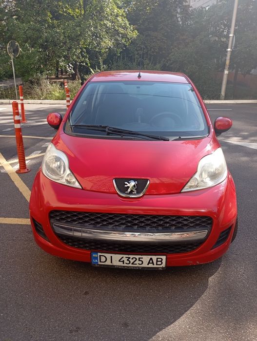 СРОЧНА Продам хороший надёжны й автомобиль
