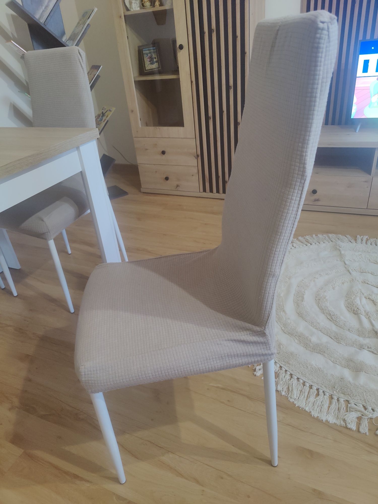 Krzesło białe  do salonu