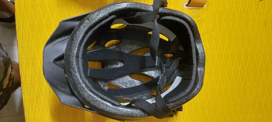 Capacete bicicleta
