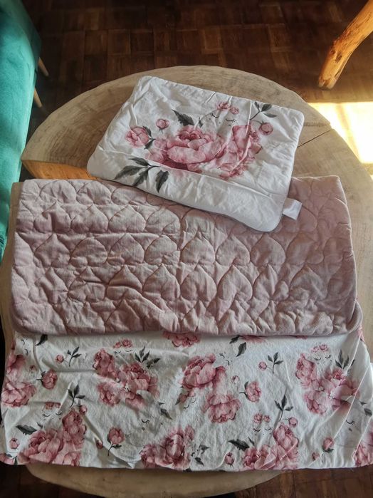 Zestaw do łóżeczka