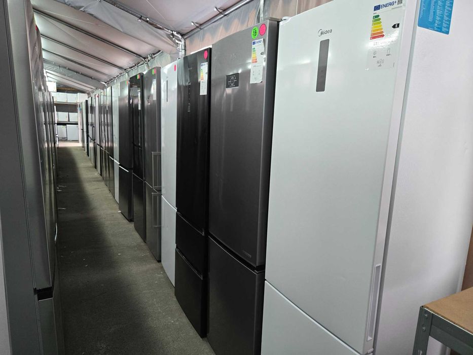 Janki, ul. Wspólna 6 Lodówka Midea MDRB489FGE01OE