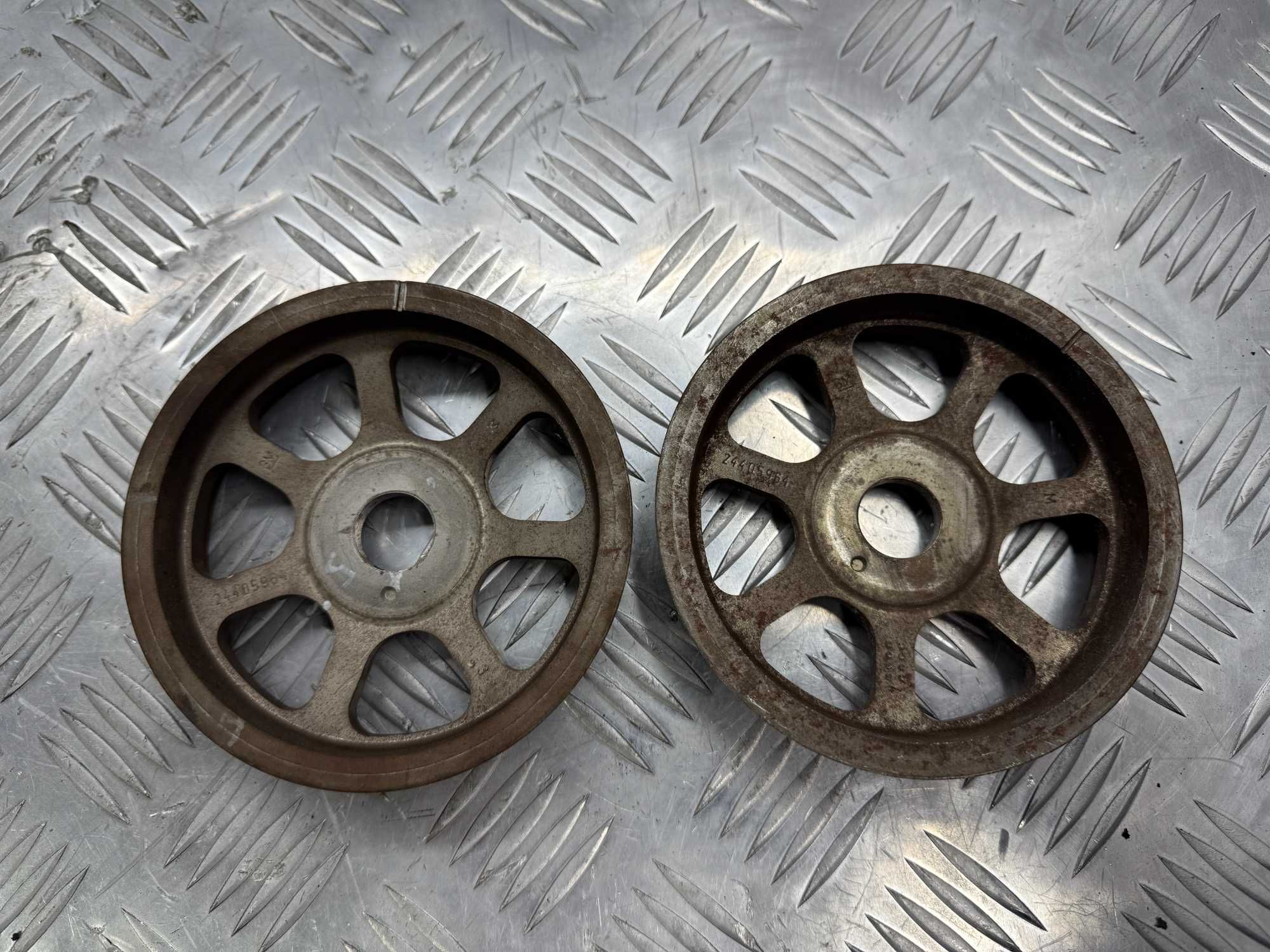 Шестерня распредвала впуск Opel Astra H 1.6 Z16XEP 24405964