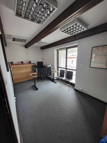 Wynjame lokal biurowo-usługowy 250m2