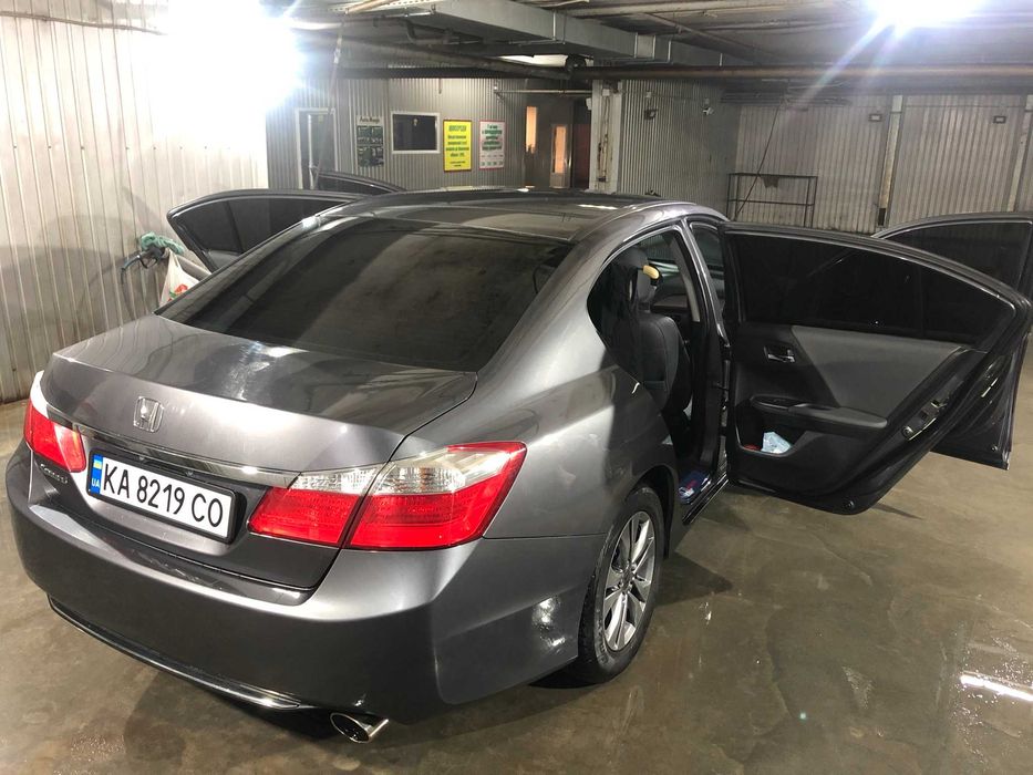HONDA ACCORD 2012 2.4 бенз