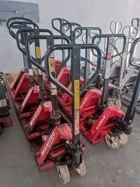 Porta paletes Manitou 

2500kgs

Vários em stock