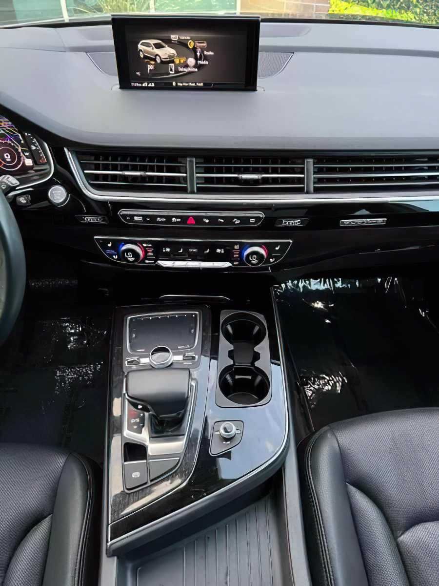 2019 Audi Q7 quattro Prestige 55 TFSI