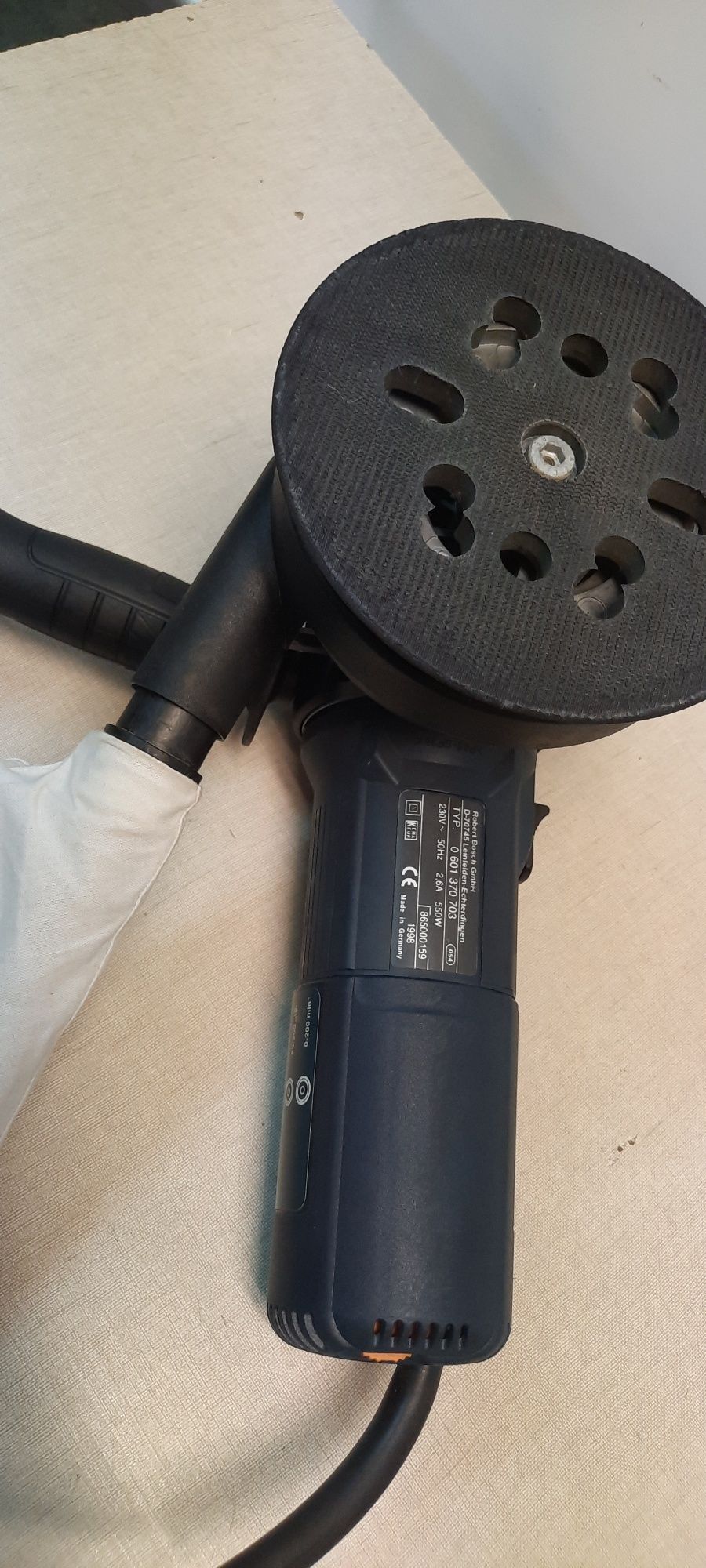 Lixadeira excêntrica Bosch  GEX 150 ACE com regulação de velocidade