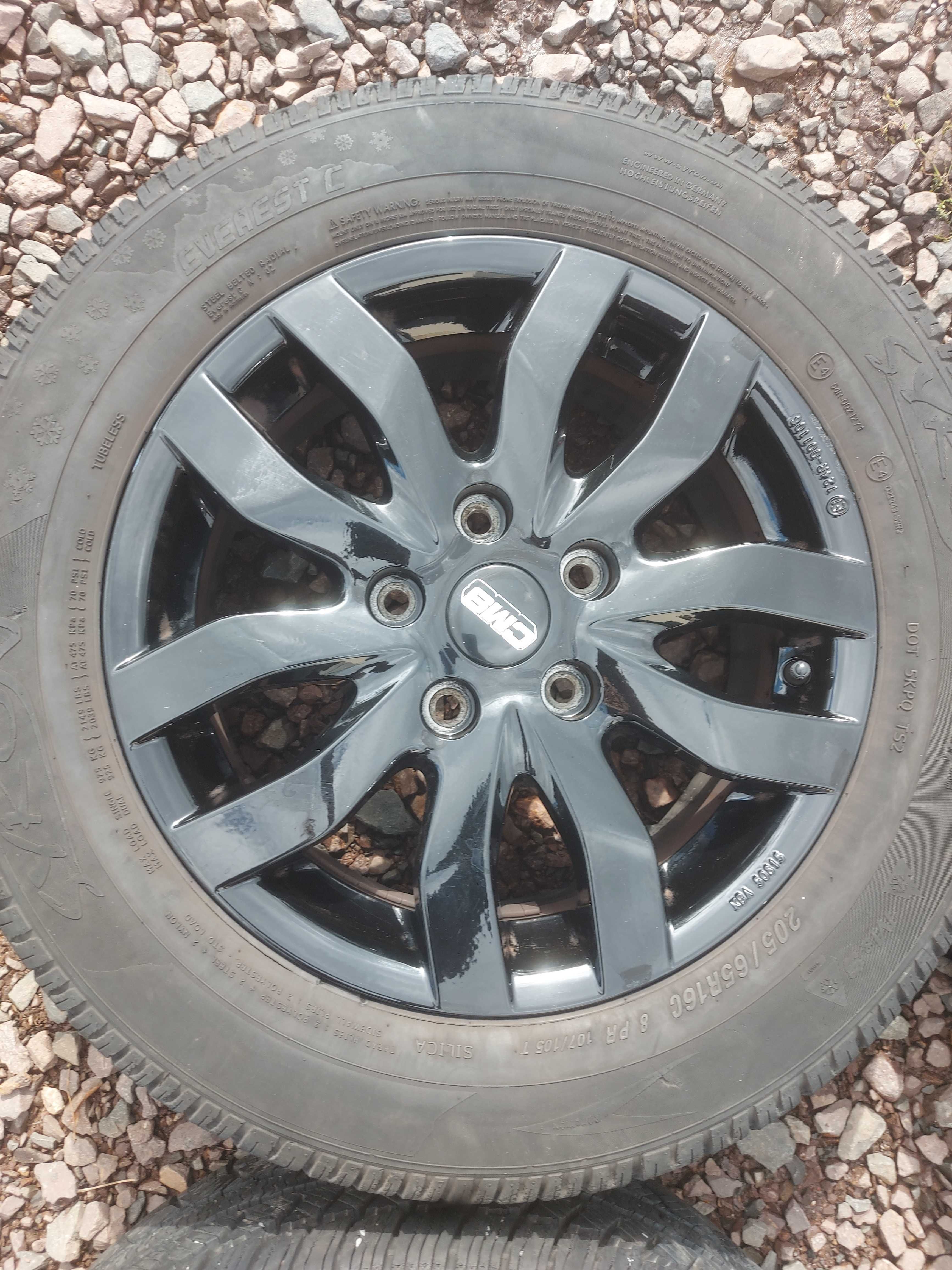 Felgi aluminiowe VW T5 T6 Multivan Amarok 5x120 6,5Jx16 ET52 Kpl.