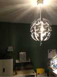 Lampa wisząca, żyrandol IKEA PS 2014 biało srebrna kula średnia