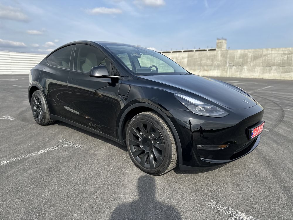 Tesla Model Y Dual Motor 08.2023 без пробігу • USDT