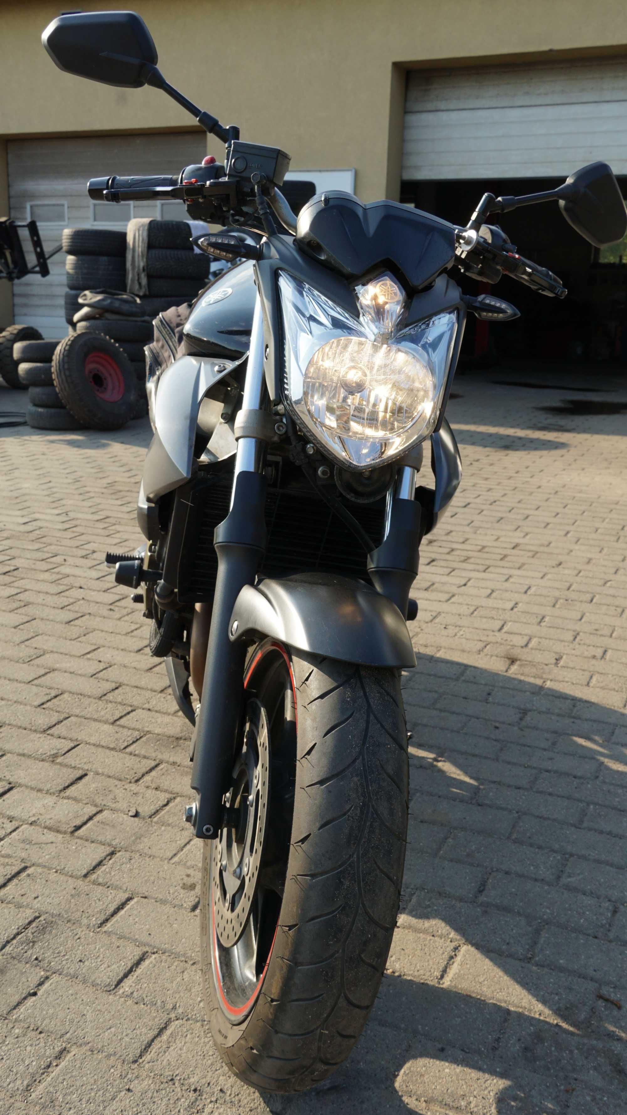 Yamaha XJ6N 2010 kat A2
