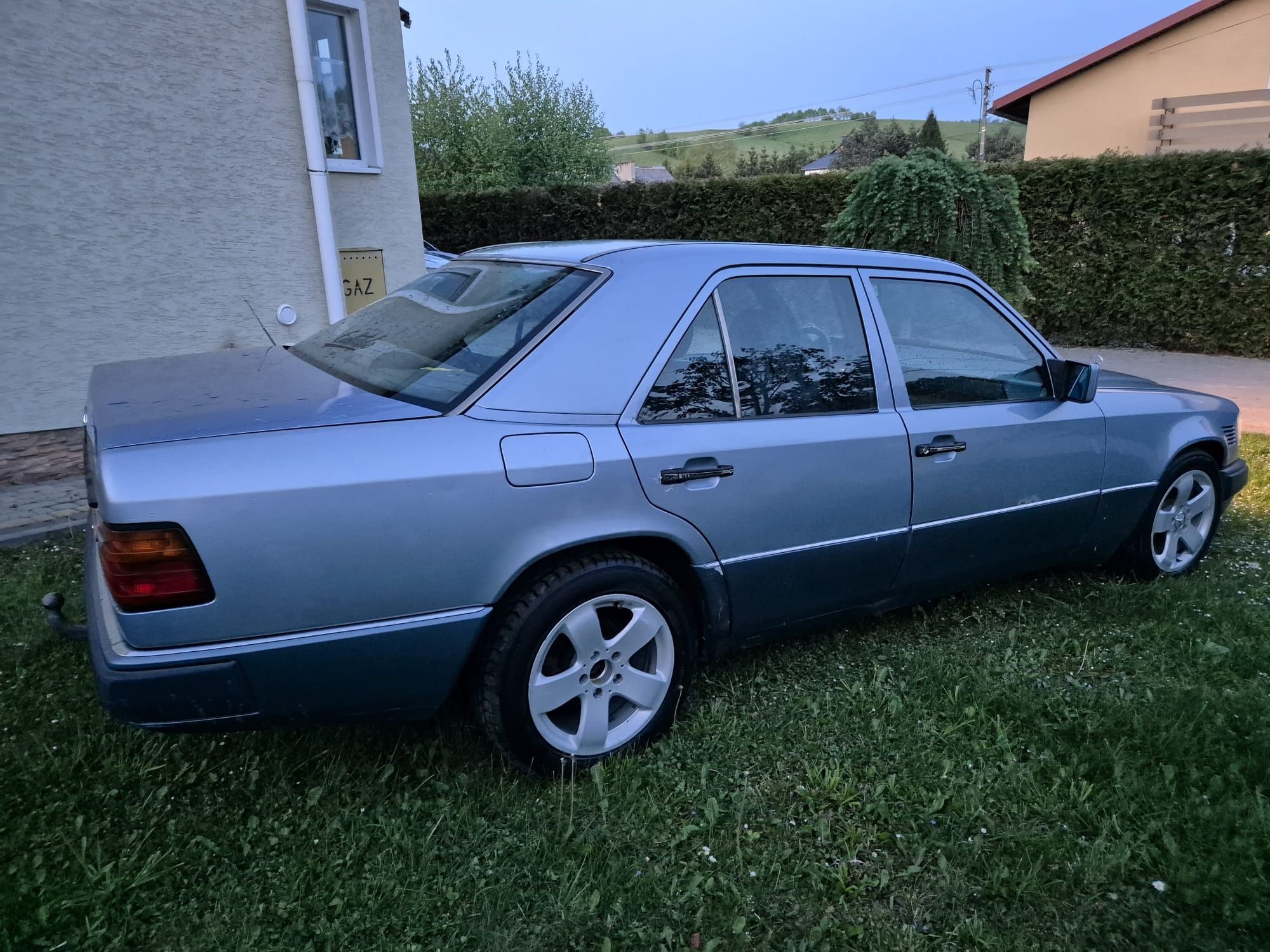 Mercedes Benz W 124