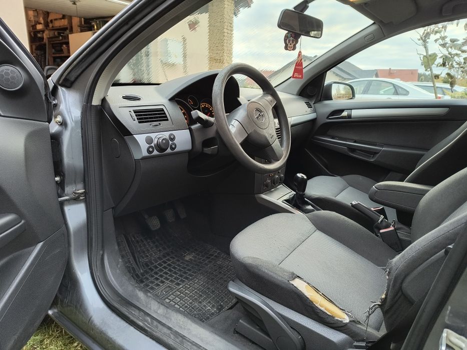 Opel astra H 2004r 1.4 benz