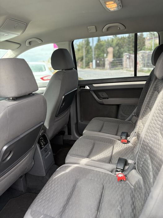 Na sprzedaż VW Touran 2.0 D /7 os/automat/zamiana/zero rdzy