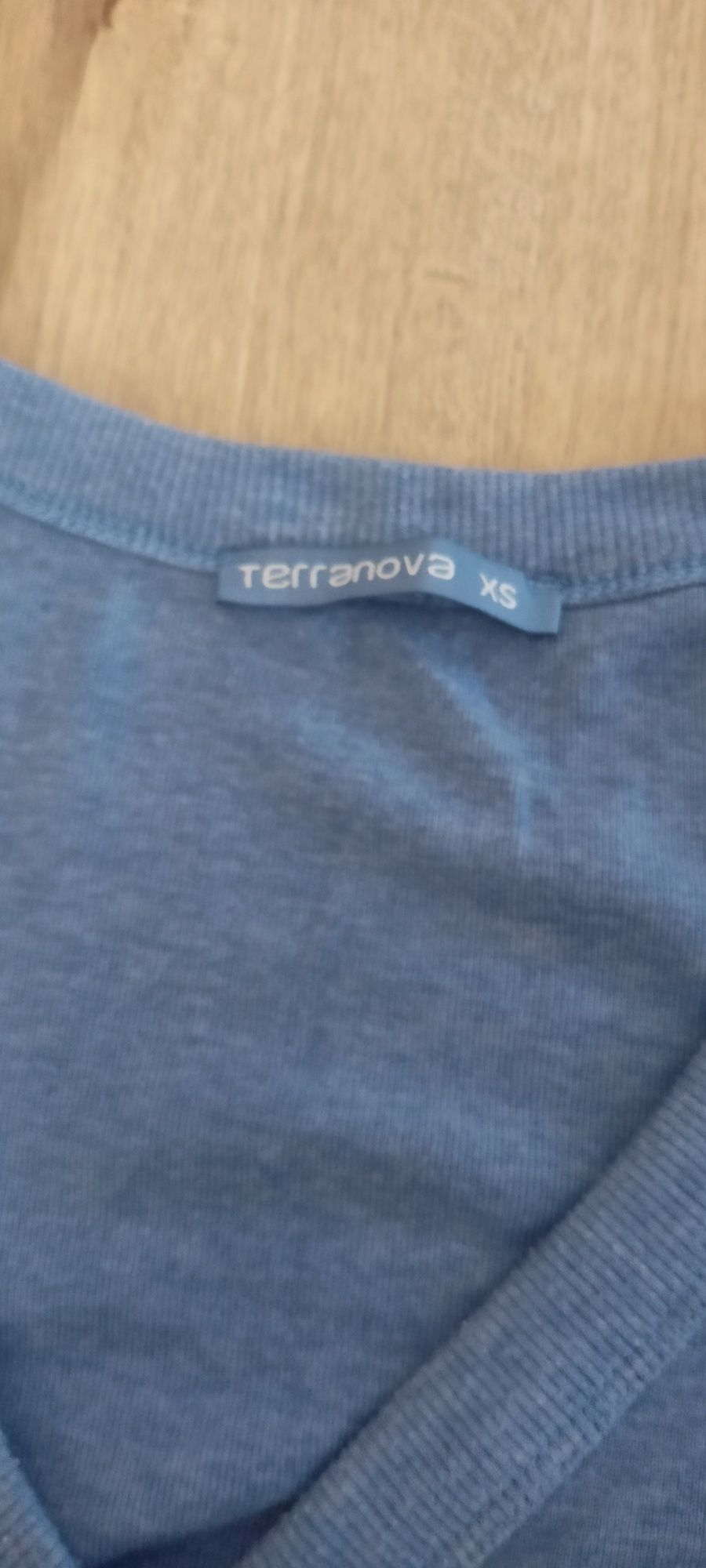 Sweter damski rozpinany XS Terranova