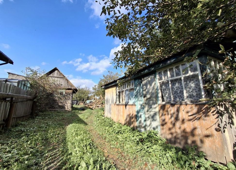 Продаж ділянки 44 сот с.Ліщин/Будинок під  реконструкцію або знесення