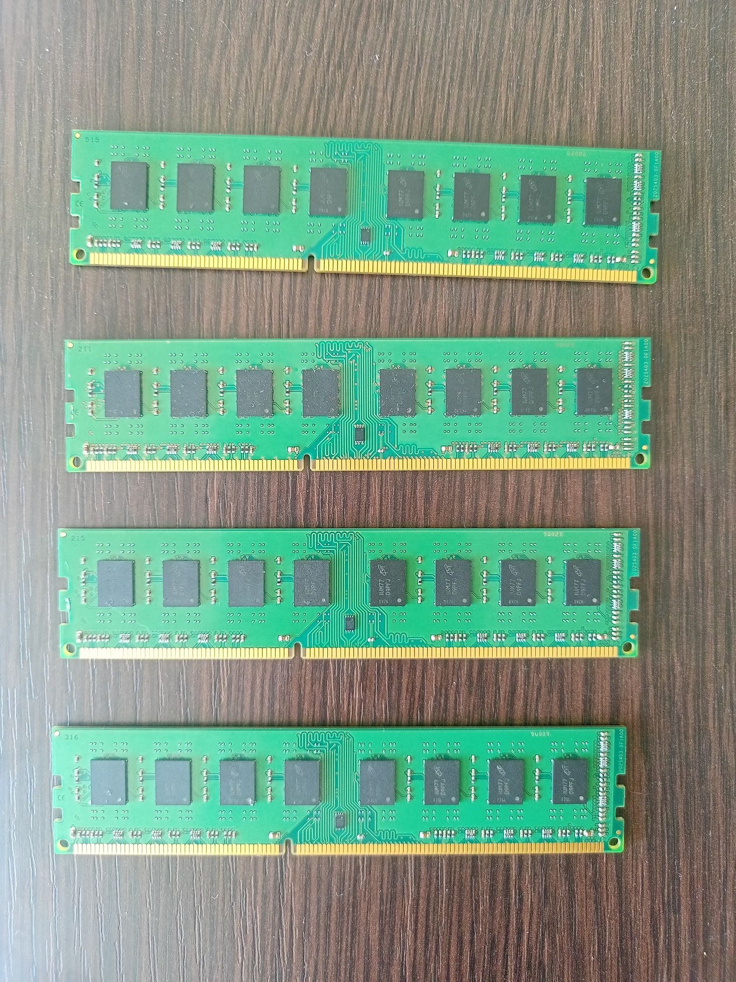ОЗУ, DDR 3, 4 планки, кожна по 4 GB, 1600 MHZ