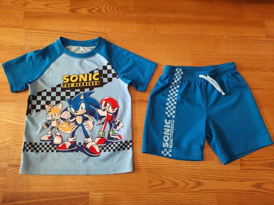 strój sportowy r.110/116 H&M Sonic strój w-f(koszulka,spodenki)Sonik