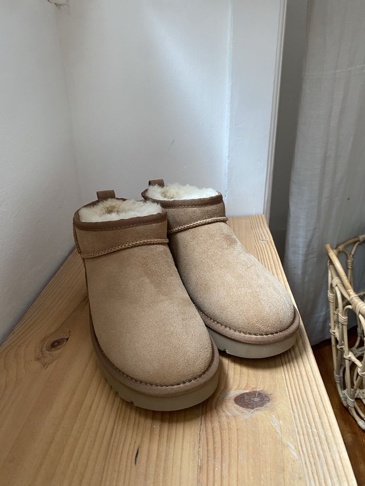 Botas UGG *novas* na caixa tam.38