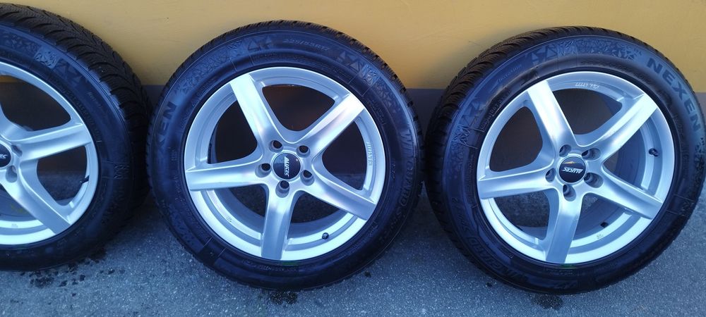 Felgi z oponami zimowymi  225/55R17 101V XL SUV 5x108  ET 70