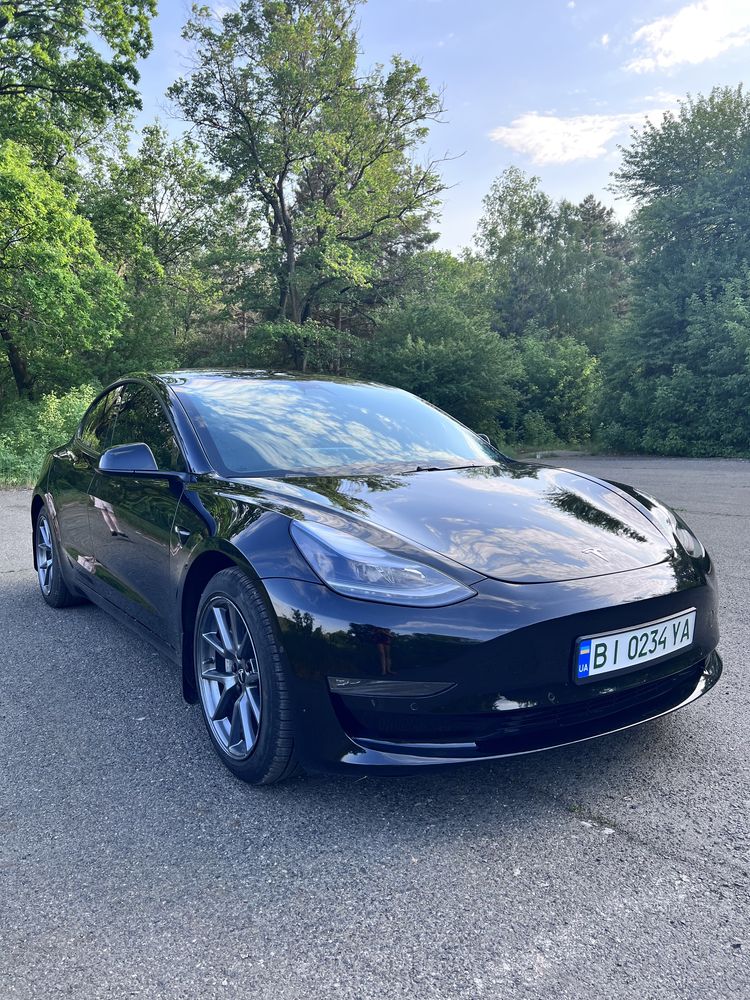 Tesla made 3 2021 рік 7 місяць