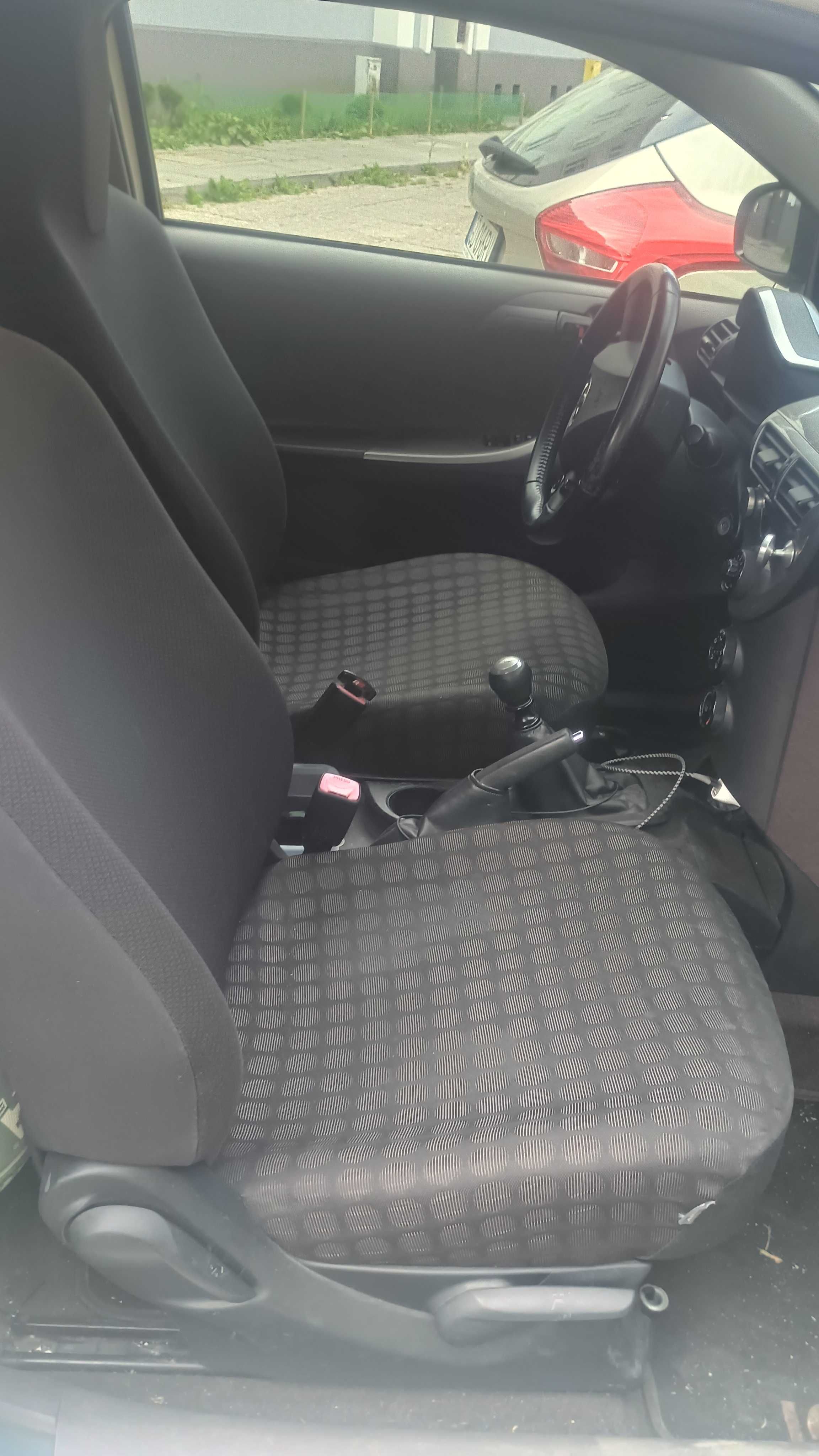 TOYOTA IQ 1.0 2009