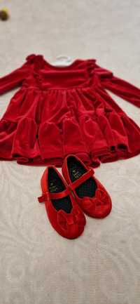 Komplet czerwona sukienka z falbankami 86 i baleriny