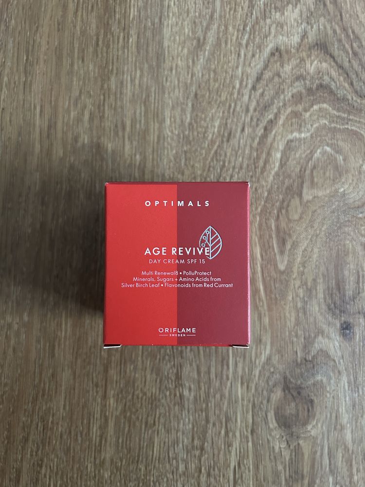 Krem na dzień Optimals Age Revive SPF 15 Oriflame