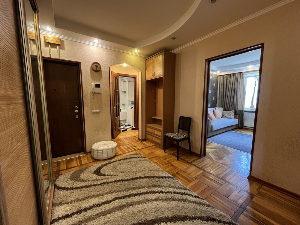 Оренда 2к.кв. Іподром, Теремки, Лятошинського