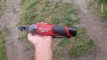 Grzechotka akumulatorową 1/4 Milwaukee M12 FIR14 Fuel