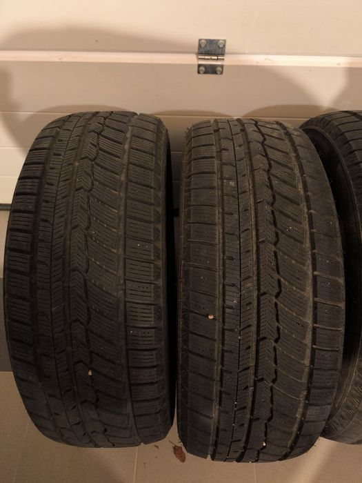 Komplet 215/55/18 Austone Skadi SP-901