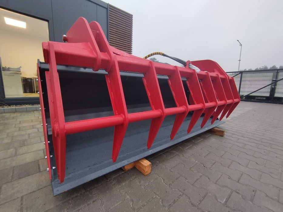 Krokodyl Łyżko-krokodyl kuty palony do ładowarki Manitou JCB Merlo