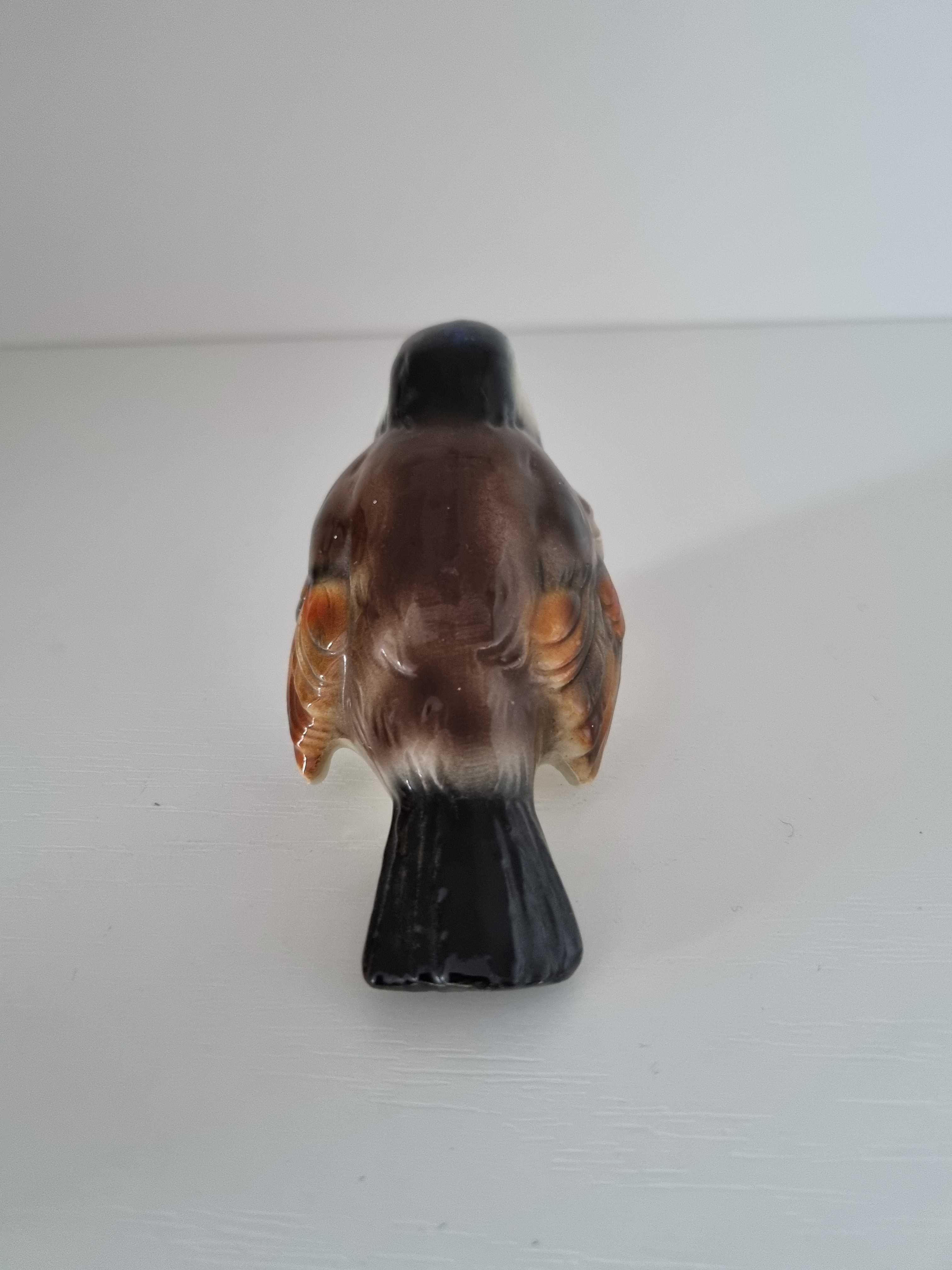Porcelanowa Figurka ptaka wróbel Goebel