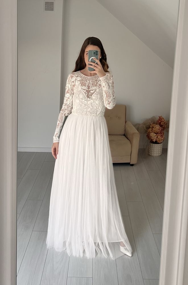 Suknia slubna bogato zdobiona tiul asos xs